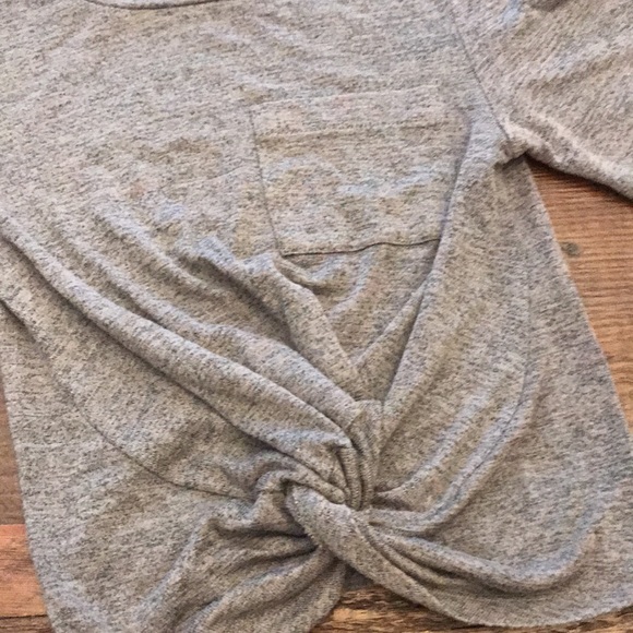 Wilfred free tshirt - Picture 2 of 3